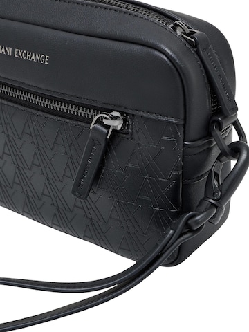 Nécessaire 'XM003583 AF26662' di ARMANI EXCHANGE in nero