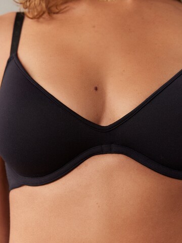 self. T-Shirt BH in Schwarz