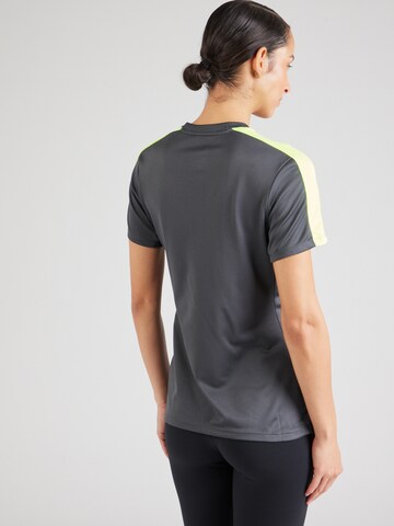 Maglia funzionale 'Academy23' di NIKE in grigio