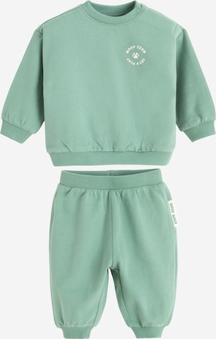 Cool Club Juoksupuku värissä vihreä: etupuoli