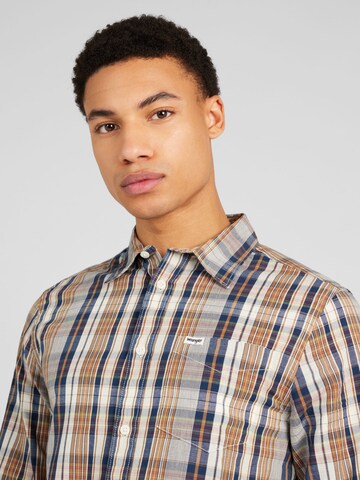 WRANGLER Regular fit Button Up Shirt in Brown