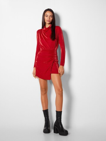 Robe de cocktail Bershka en rouge