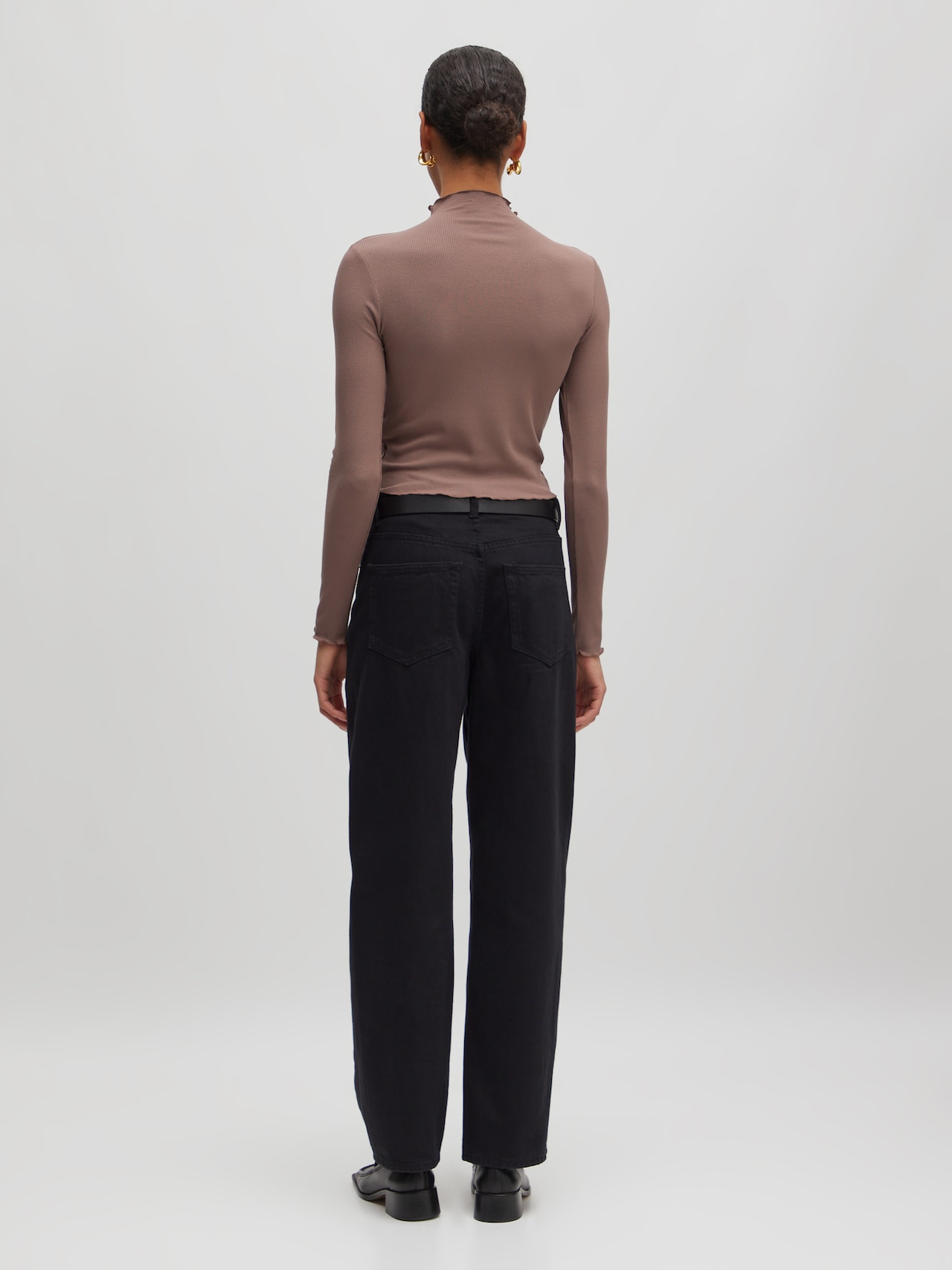 EDITED Producten Shirt 'Daniela' Bruin