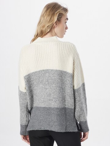 Dorothy Perkins Sweater in Grey