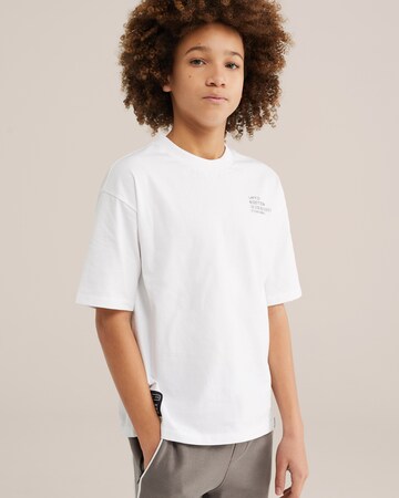 WE Fashion Футболка в Белый: спереди