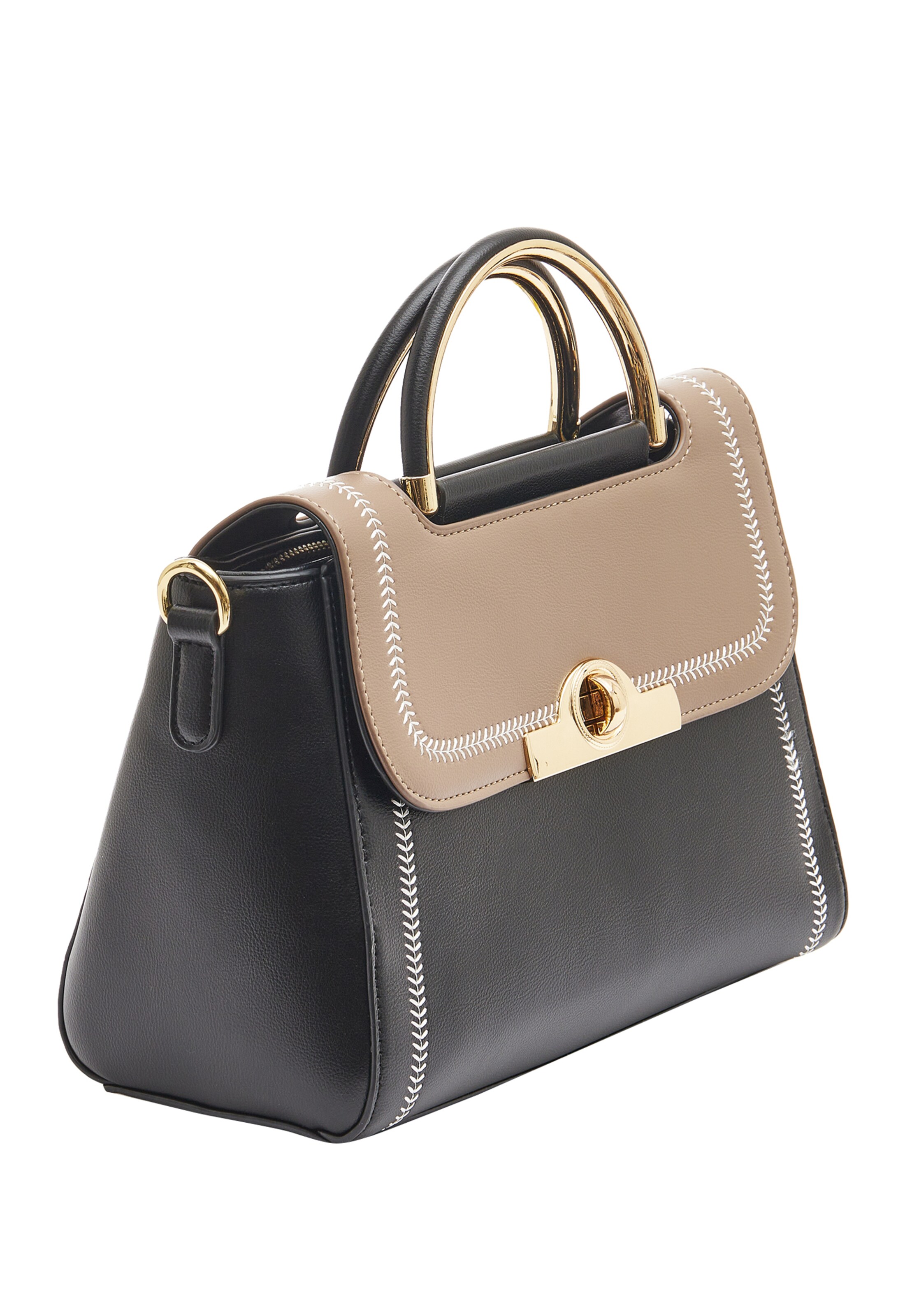 Usha Handbag in Black