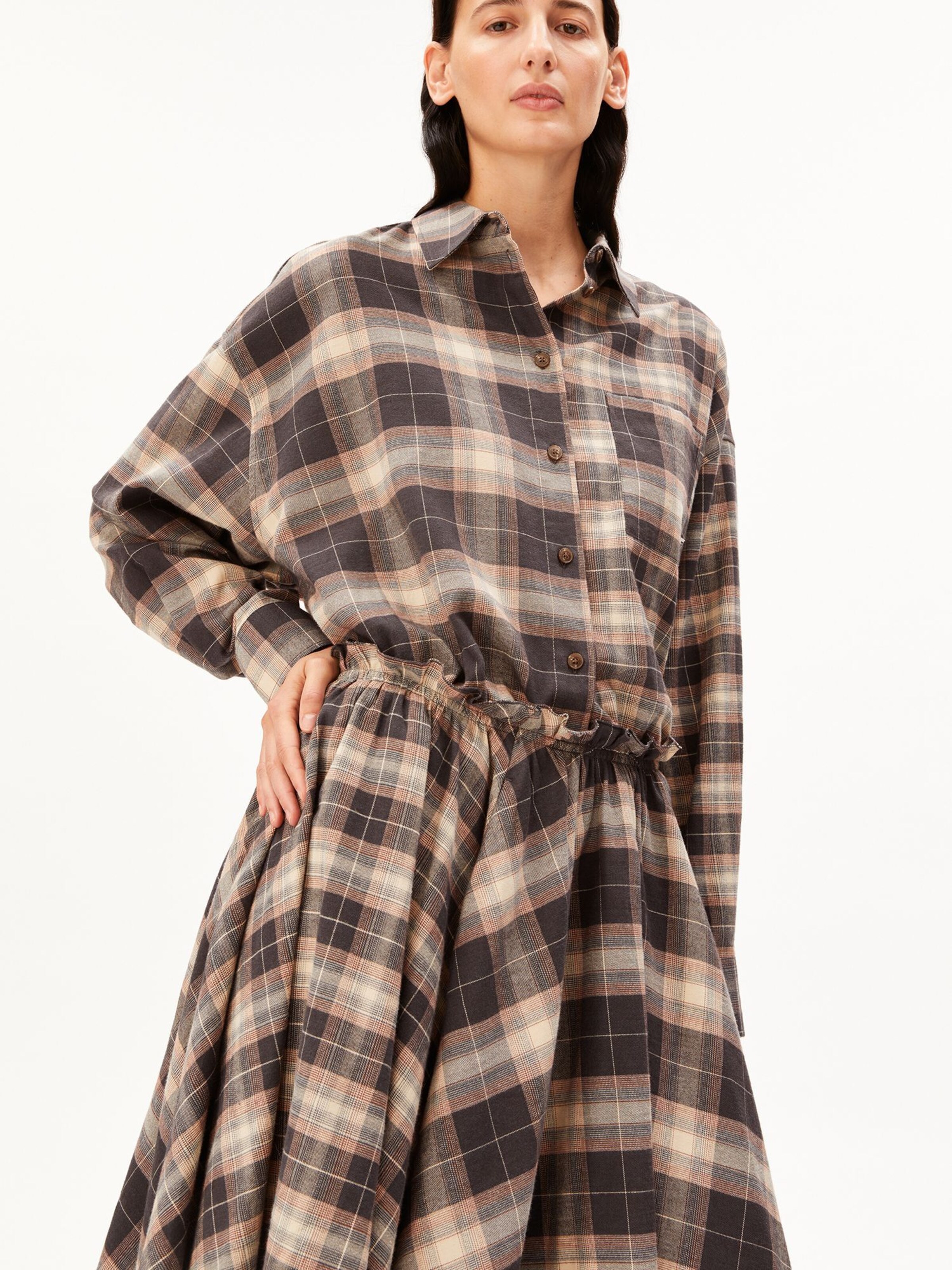 ARMEDANGELS Blouse 'NALAANI PATCHED CHECK' in Gemengde kleuren: voorkant