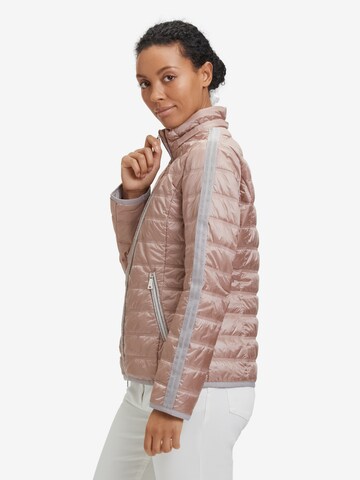 Betty Barclay Steppjacke mit abnehmbarer Kapuze in Pink