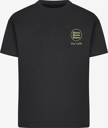 Merchcode T-Shirt 'Iced Matcha Latte' in Schwarz: Vorderseite