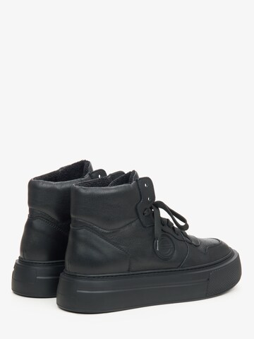 Estro Platform trainers '09-3198' in Black