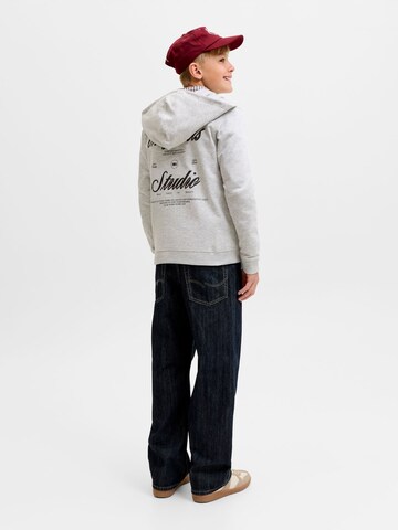 Jack & Jones Junior Sweatvest 'JORNORREBRO TYPO' in Wit: voorkant