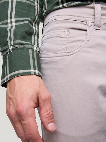 PIERRE CARDIN Slimfit Jeans 'PC-Lyon' in Grün