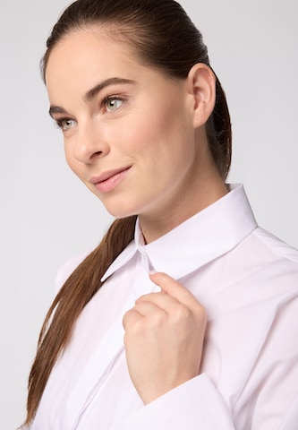 Camicia da donna di Suri Frey in bianco