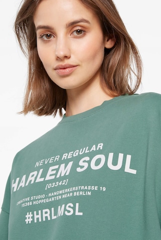 Harlem Soul DR-AKE Sweatshirt Unisex in Grün