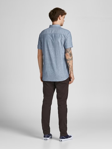 JACK & JONES جينز مضبوط قميص 'Summer' بلون أزرق