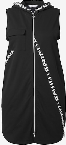 Angel of Style Vest in Black: front