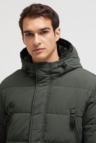 CAMP DAVID Winter Jacket in Green