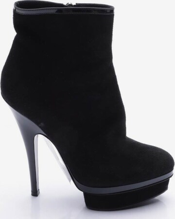 Saint Laurent Dress Boots in 36 in Black: front
