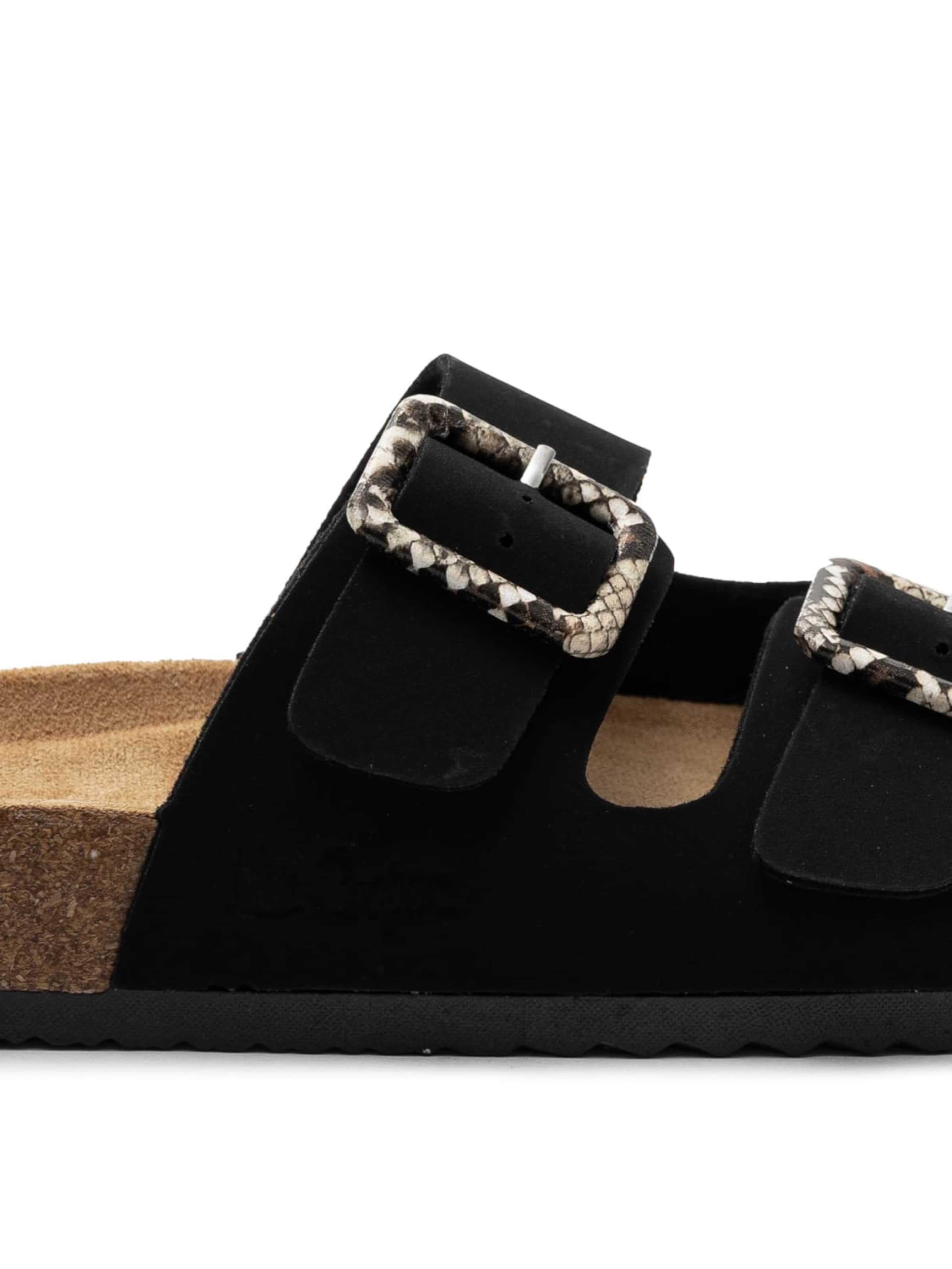 Lee Cooper Mule in Black