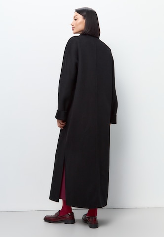 CESARE GASPARI Between-seasons coat in Black