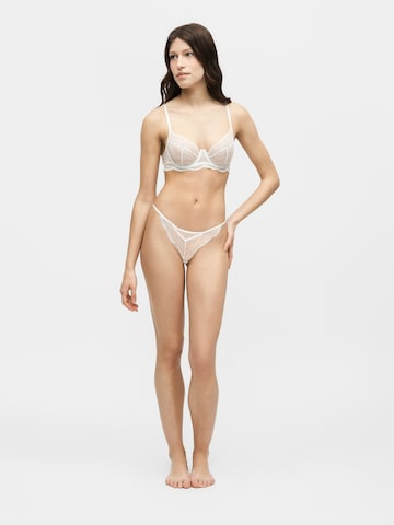 Hunkemöller String 'Isabelle' in Wit