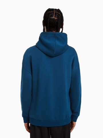 Sweat-shirt Bershka en bleu