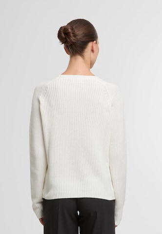FYNCH-HATTON Sweater in White