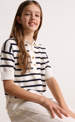 Scalpers Пуловер 'Stripes' в бяло