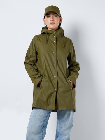 Noisy may Between-Seasons Coat 'Sky' in Green: front