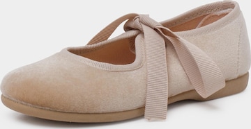 Chaussure basse Pisamonas en beige : devant