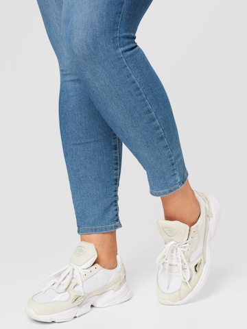 ONLY Carmakoma Skinny Jeans 'Mila' i blå