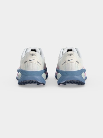 NIKE Παπούτσι για τρέξιμο 'VOMERO 18' σε λευκό