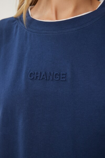 Happiness İstanbul T-shirt i S i indigo / vit, Produktvy