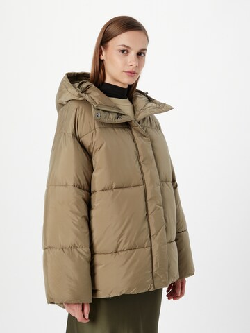 Veste d’hiver Monki en vert : devant