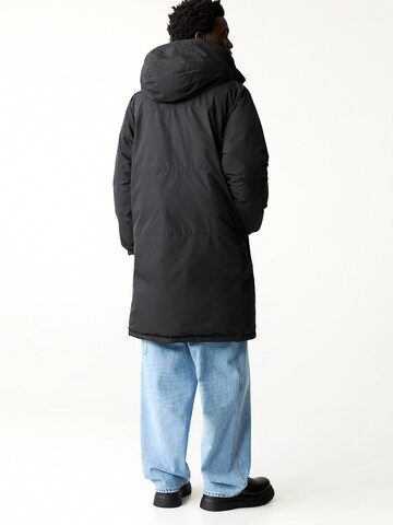 Parka invernale di Pull&Bear in nero