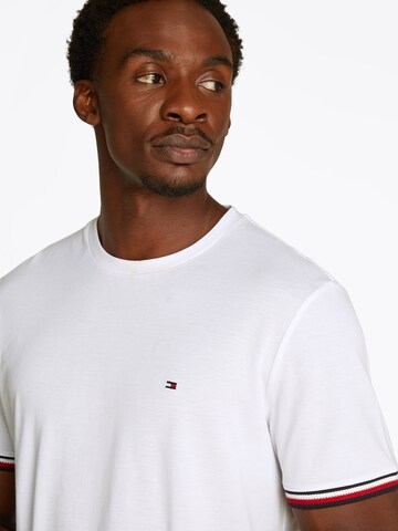 Tricou de la TOMMY HILFIGER pe alb