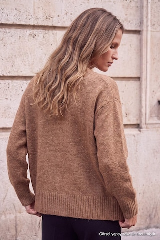 Trendyol Strickjacke in Beige