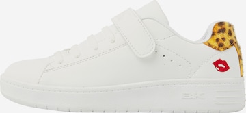 BRITISH KNIGHTS Sneakers ' MIST ' in Wit: voorkant