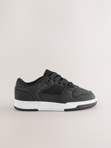 Baskets Next en noir