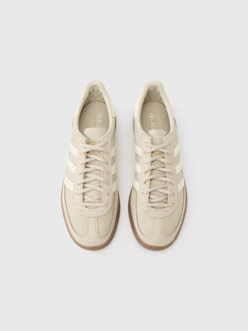 ADIDAS ORIGINALS Ниски маратонки 'HANDBALL SPEZIAL' в сиво