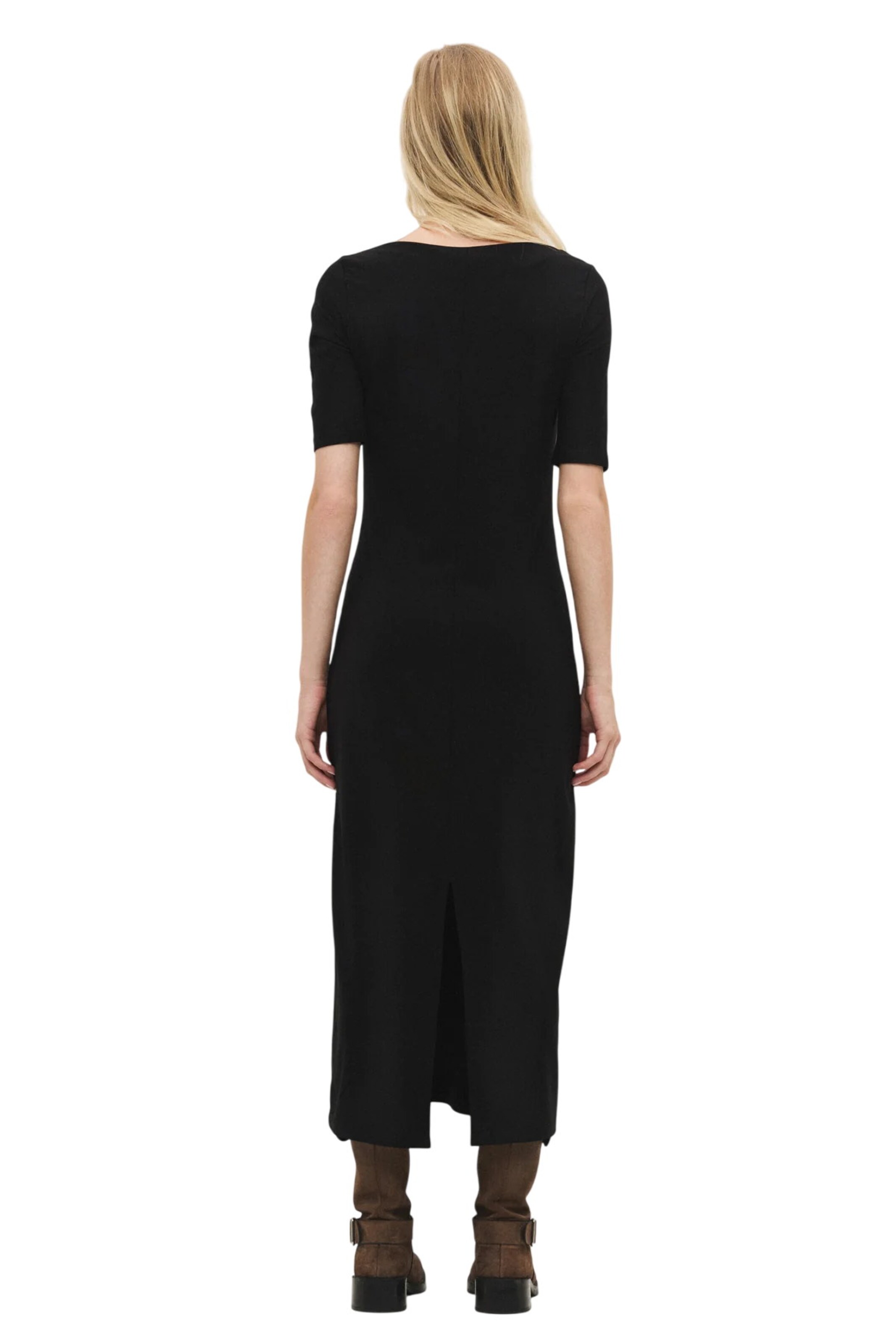 Robe No Matter What en noir