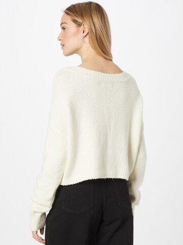 HOLLISTER Sweater in White