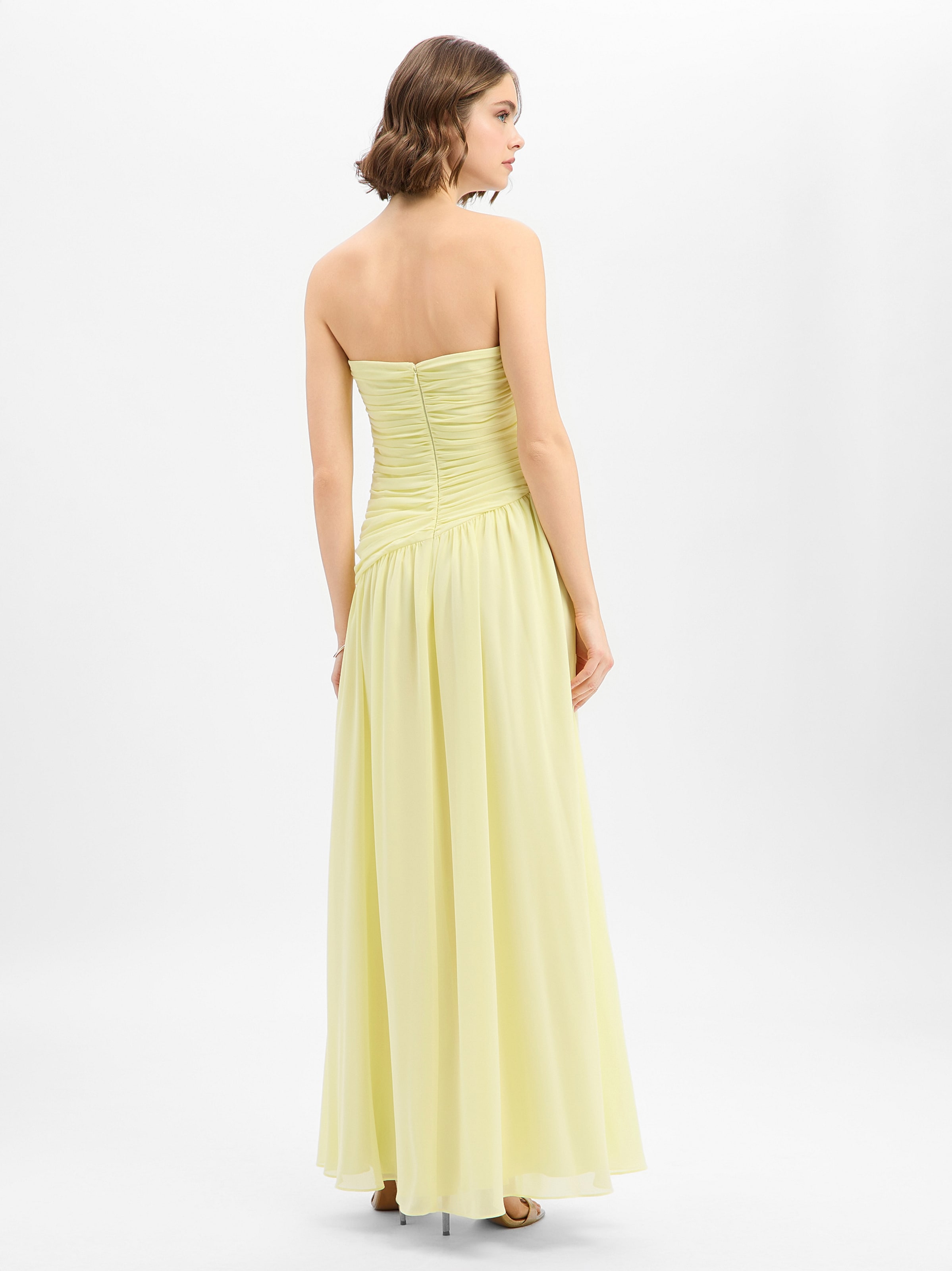 Marie Lund Avondjurk in Geel