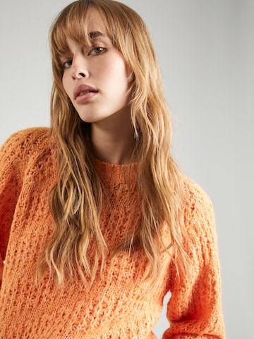 NÜMPH Sweater 'TELSA' in Orange