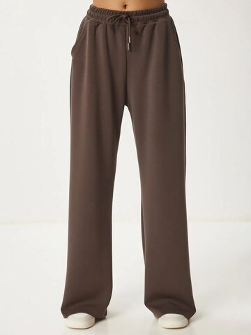 Happiness İstanbul Wide leg Sportbroek 'Jogginghose' in Bruin