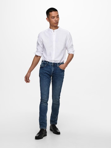 Only & Sons - Ajuste estrecho Camisa 'Caiden' en blanco