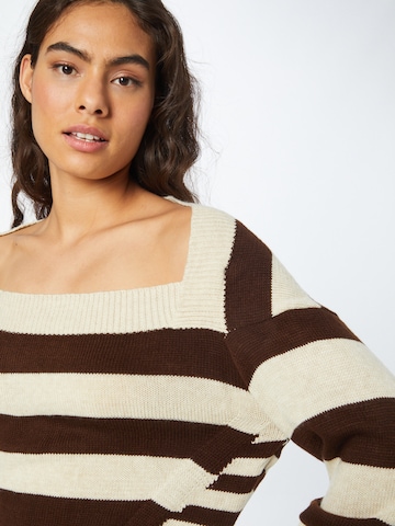 Trendyol Sweter w kolorze beżowy