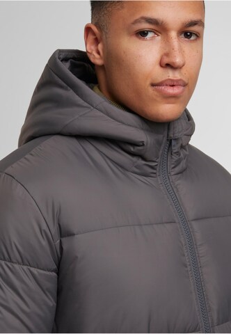 Manteau d’hiver Urban Classics en gris