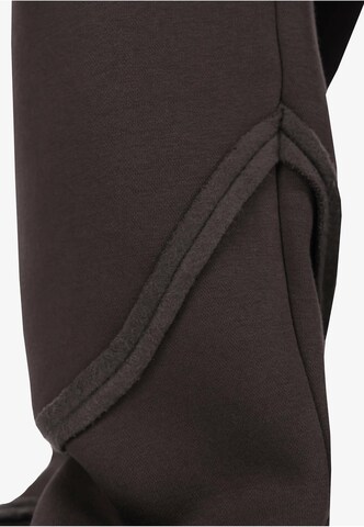 Dropsize Loosefit Hose in Schwarz