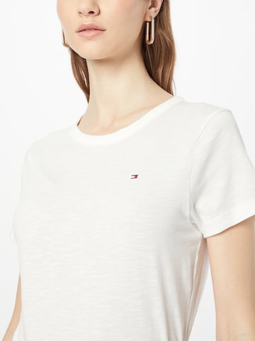 TOMMY HILFIGER T-Shirt in Weiß